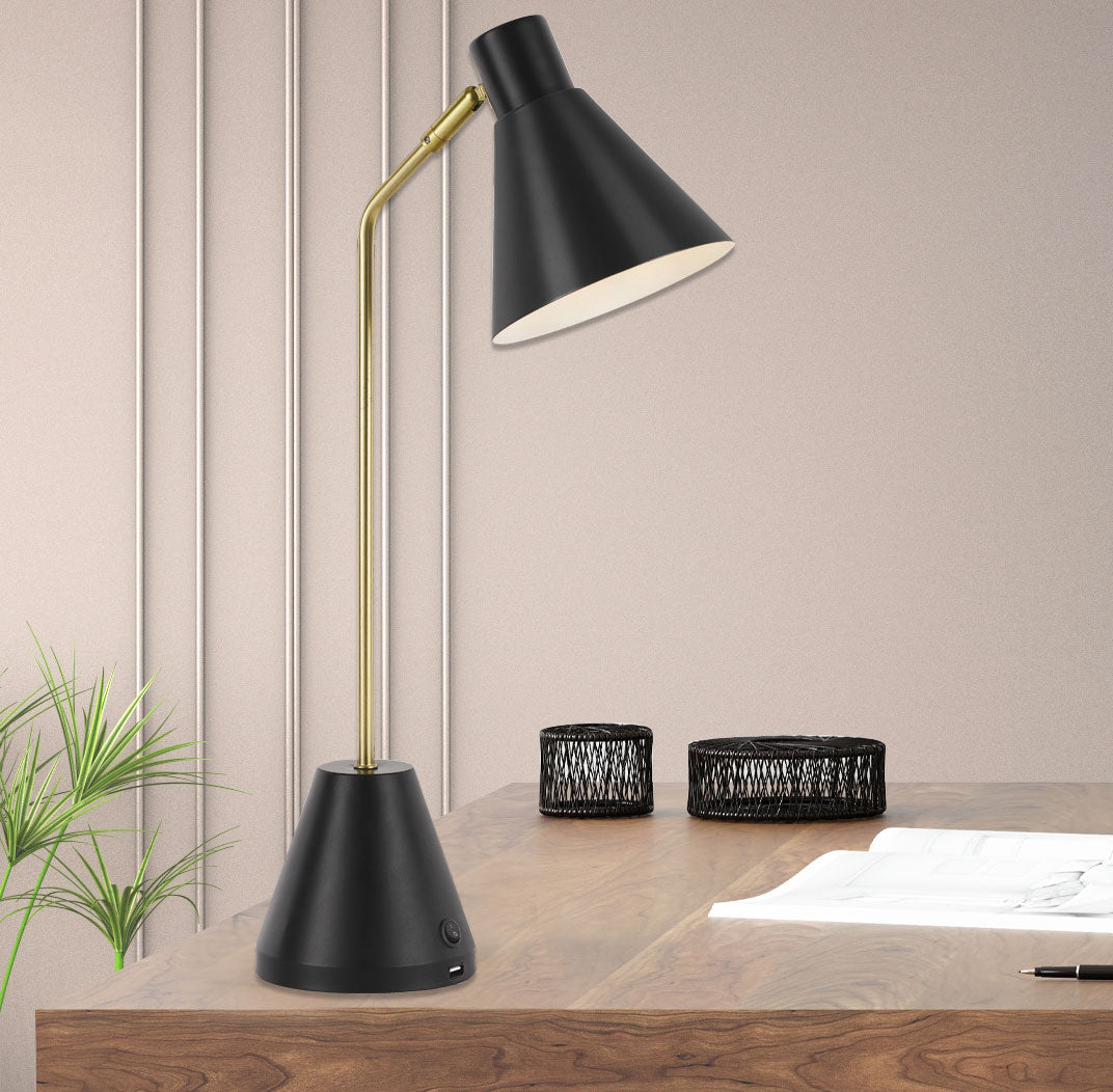 AMBIA TABLE LAMP WITH USB