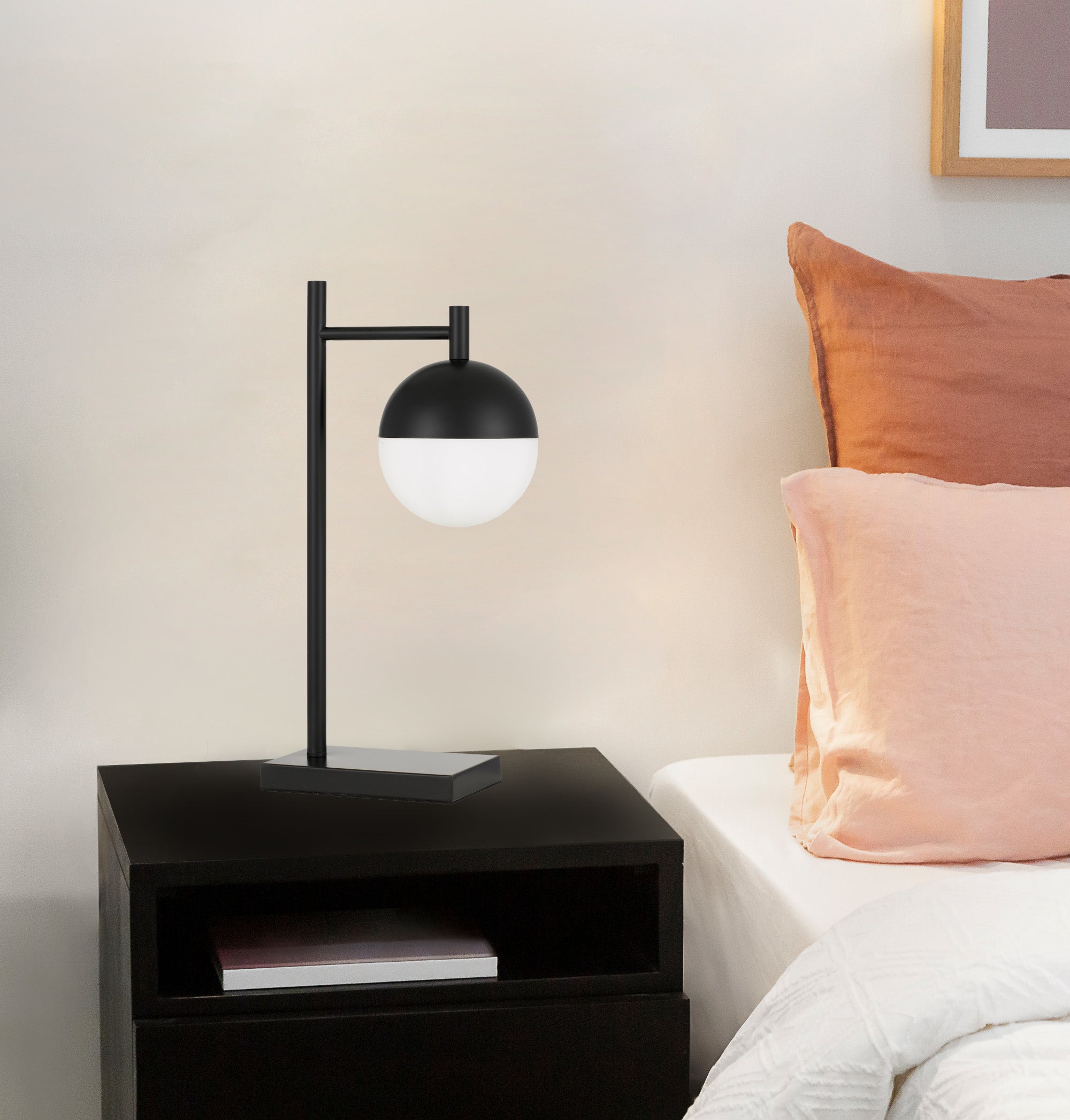 BASILO TABLE LAMP