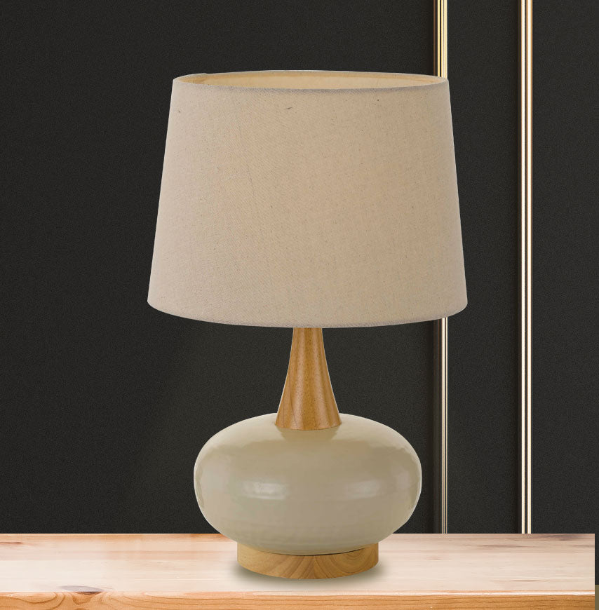 EARL TABLE LAMP