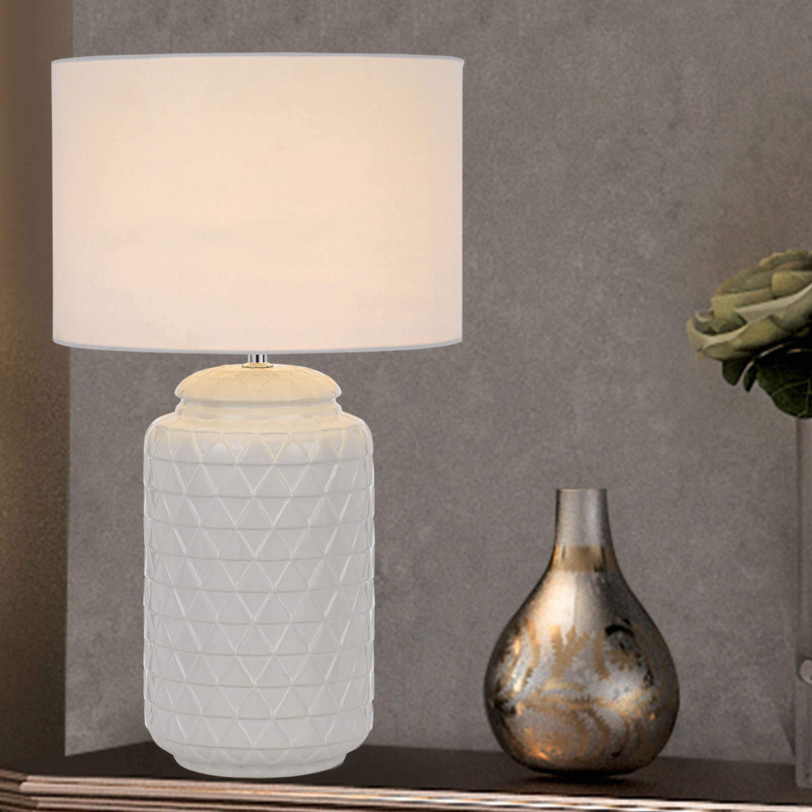 HESHI TABLE LAMP