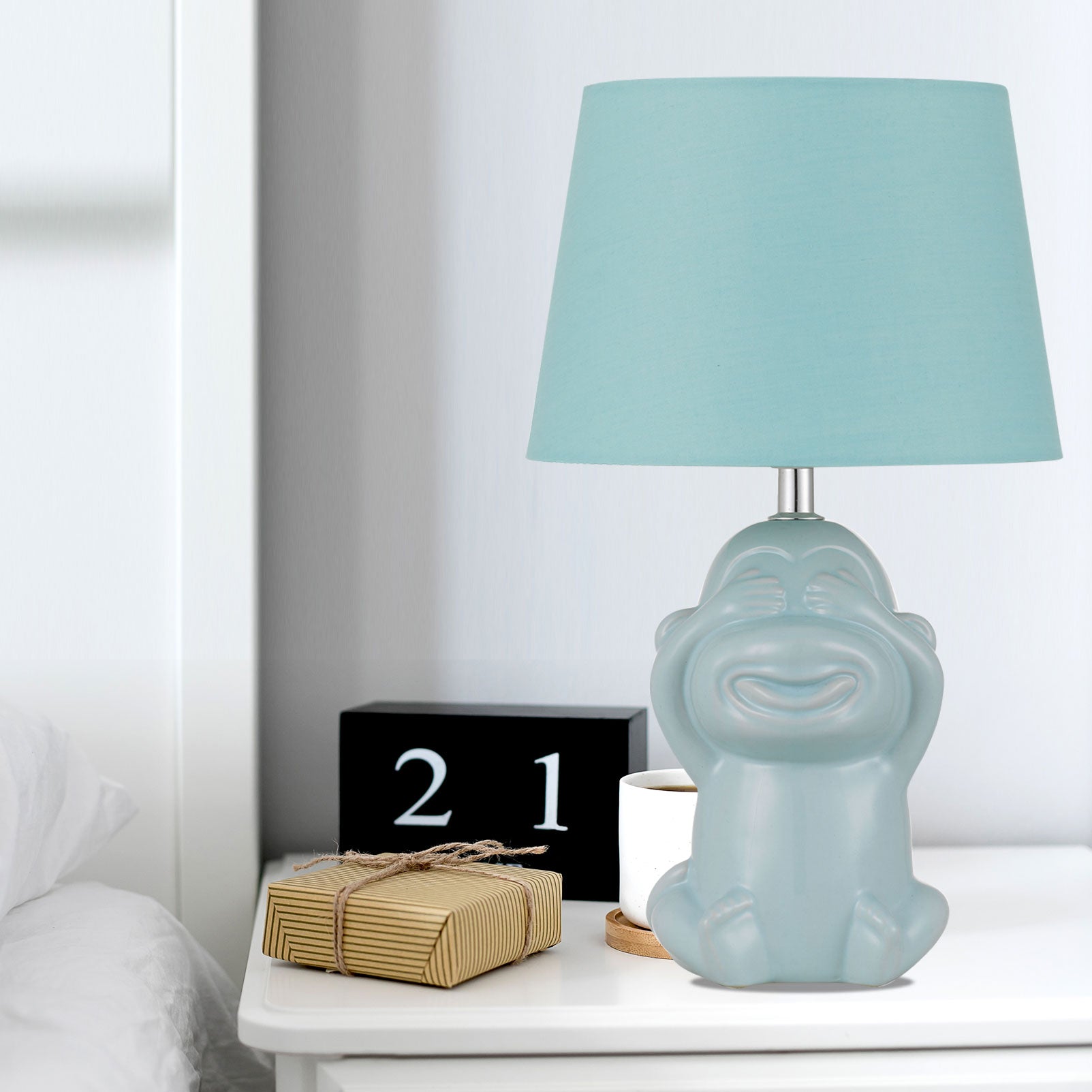 MISARU TABLE LAMP