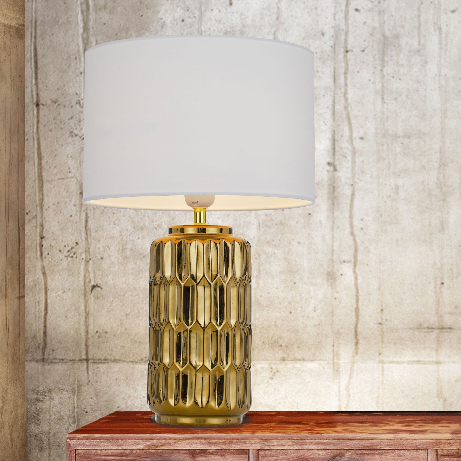 NISHA TABLE LAMP