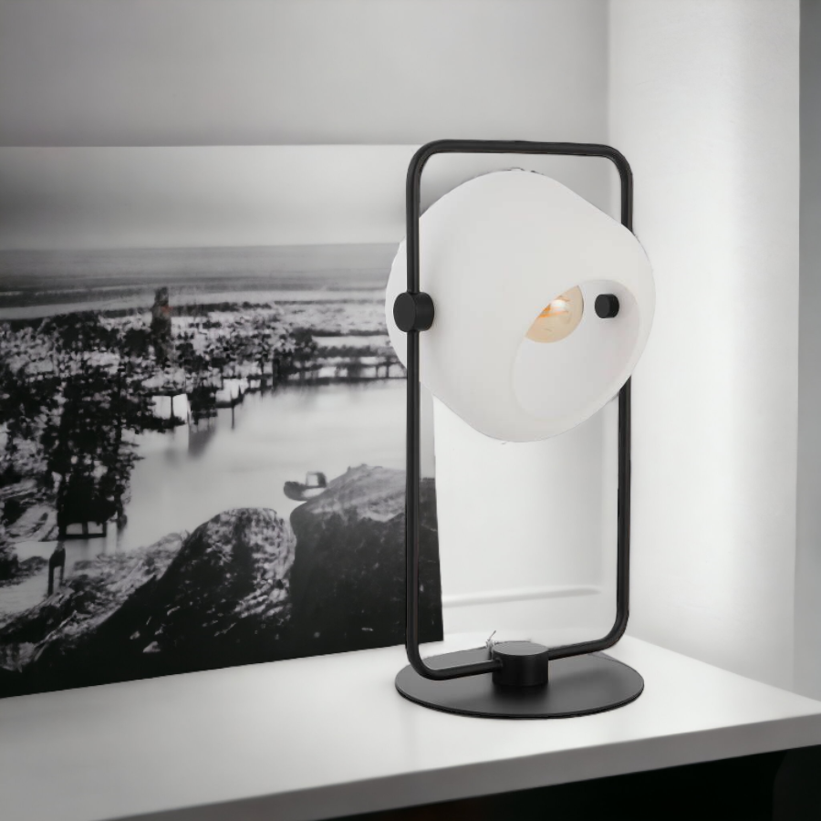 ROCHA TABLE LAMP