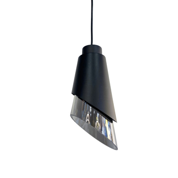 AVERY PENDANT BLACK